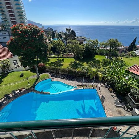 Luxury Oceanfront At Reid'S Gardens Leilighet Funchal  Eksteriør bilde