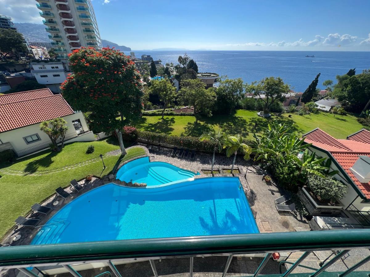 Luxury Oceanfront At Reid'S Gardens Leilighet Funchal  Eksteriør bilde