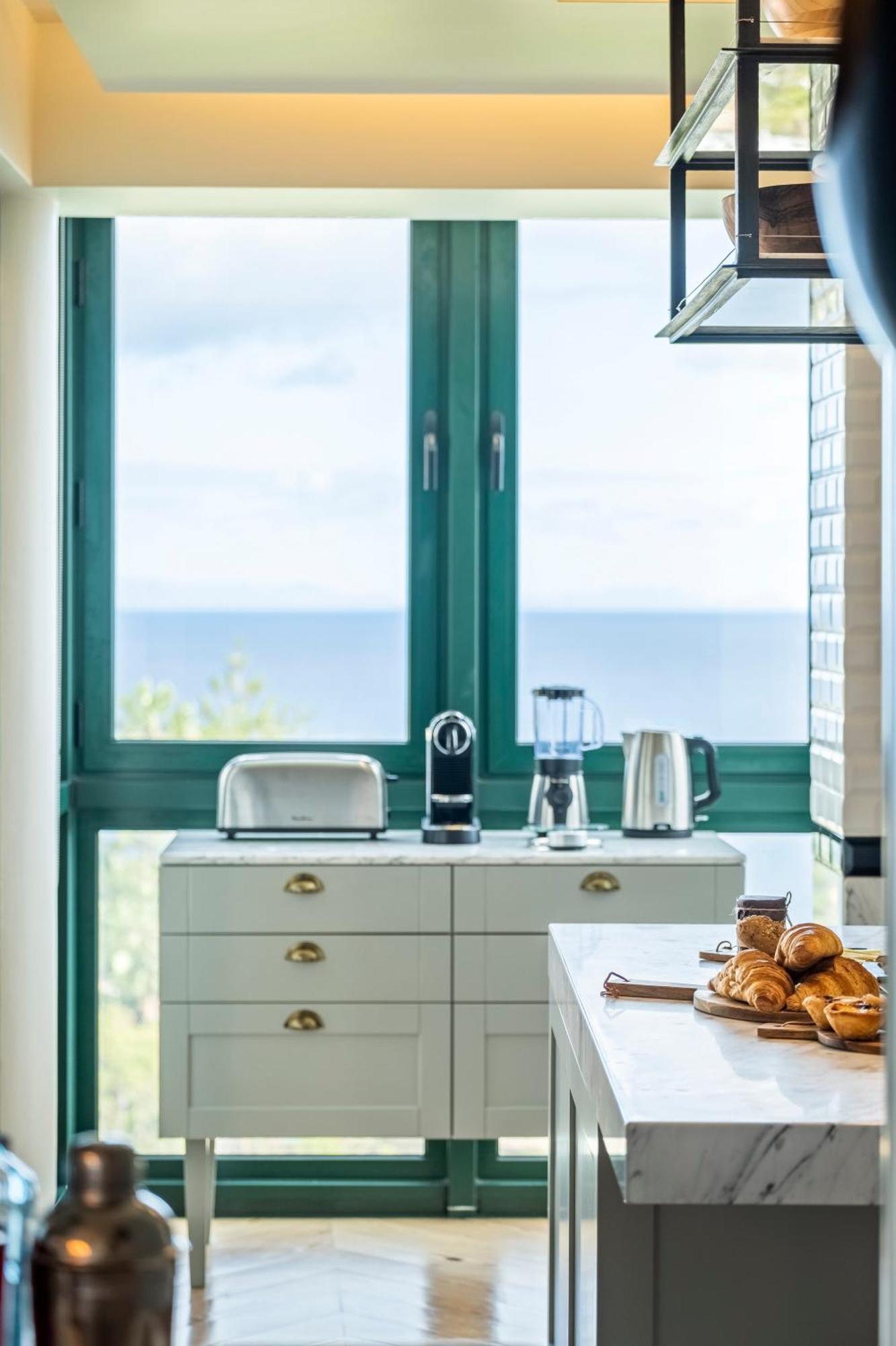Luxury Oceanfront At Reid'S Gardens Leilighet Funchal  Eksteriør bilde