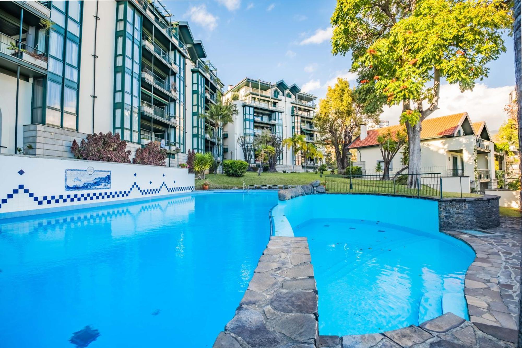 Luxury Oceanfront At Reid'S Gardens Leilighet Funchal  Eksteriør bilde